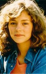 Люси Дикинс