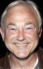 Майкл Фентон Стивенс