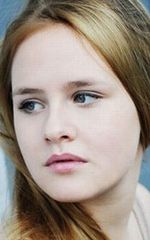 Люси Хольманн