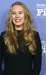 Кортни Балакер