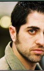 Адам Саундерс