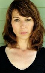 Нэнси Алука