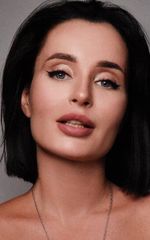 Поля Полякова