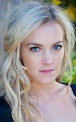 Лаура МакМонэйгл