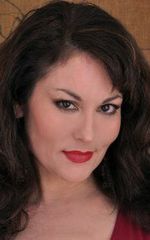 Эбби Краден