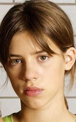 Полин Аккар