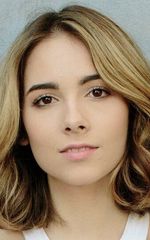 Хейли Пуллос