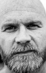 Николас Мосс