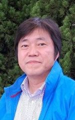 Тосифуми Кавасэ