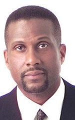 Тэвис Смайли