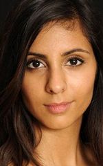 Анжли Мохиндра