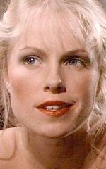 Элис Кэдоган