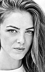 Джулия Андо