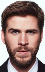 Лиам Хемсворт