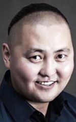 Виктор Жалсанов