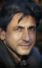 Джавед Кхан