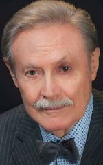 Юрий Соломин