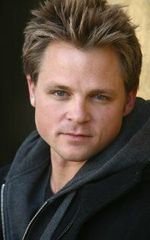 Дж. Уолтер Холлэнд