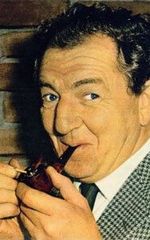 Руперт Дэвис