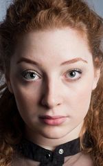 Полина Ражникова