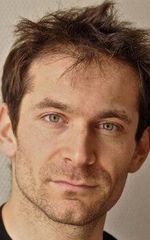 Арье Вортхальтер