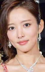 Нацуна Ватанабэ