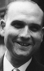 Джералд Томас