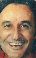 Сотирис Мустакас