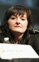 Кэролайн Скиннер