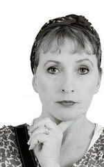 Джули Карнахан