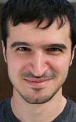 Реза Мемари