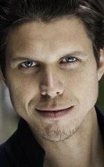 Джеймс А. Вудс