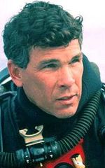 Ховард Холл