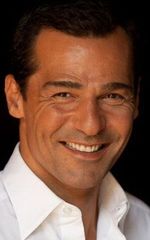 Эрол Зандер