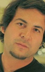 Эндрю Молина