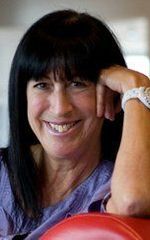 Николь Роберт