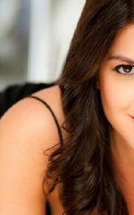 Стефани Ареллано