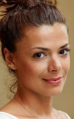 Назрин Хусрави