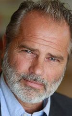 Клэйтон Ронер