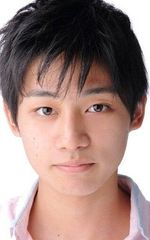 Такума Хираока