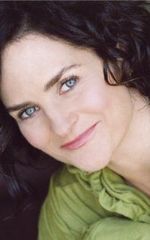 Меган Стрэйндж