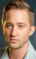 Мэттью Дэннис Льюис