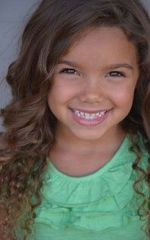 МакКенна Робертс