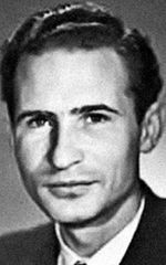 Евгений Карелов