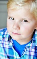 Броган Холл