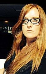 Илэйн Боган