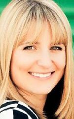 Леа Перкинс