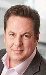 Кристофер Кинэн