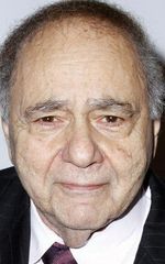 Майкл Константин