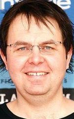 Стюарт МакДональд